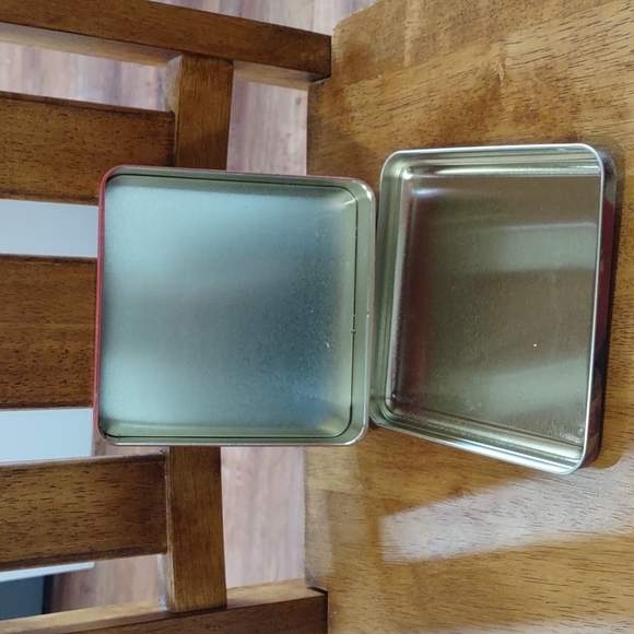 🎅Little Debbie Christmas 2000 tin🎄🤶 - Picture 4 of 4